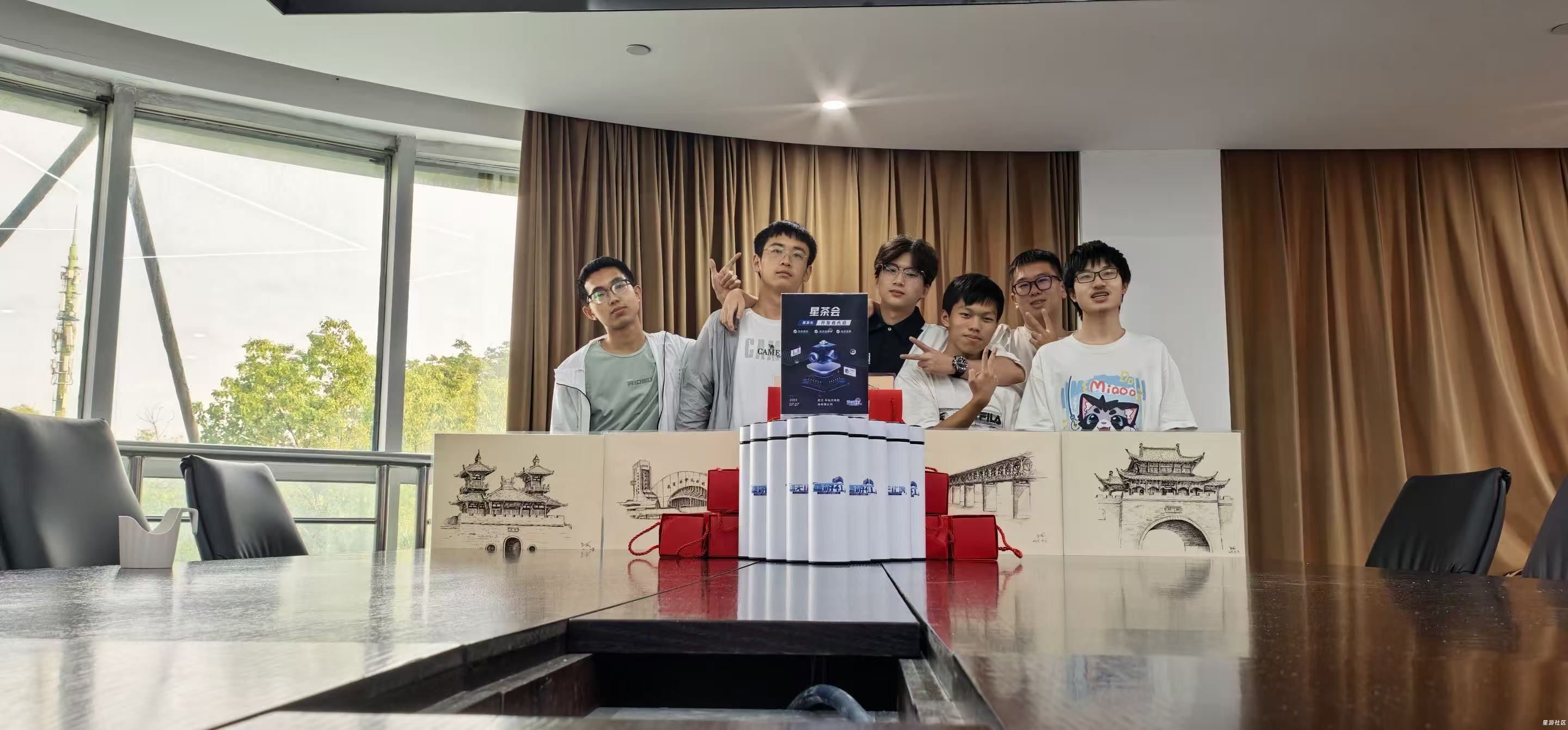 20251104203227869-73644c80da3dabea3aa65c0ccc71a035